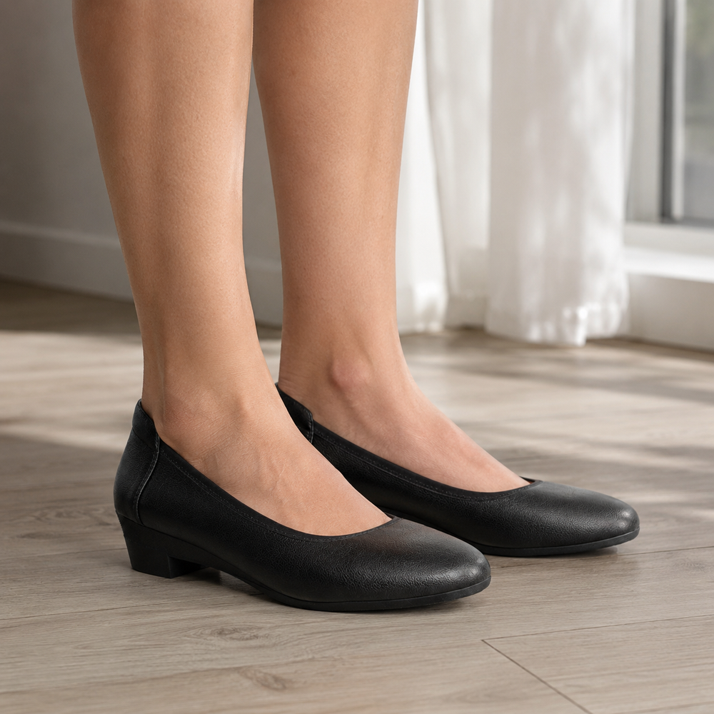 Cagliari Orthopedic Comfort Pumps - Black