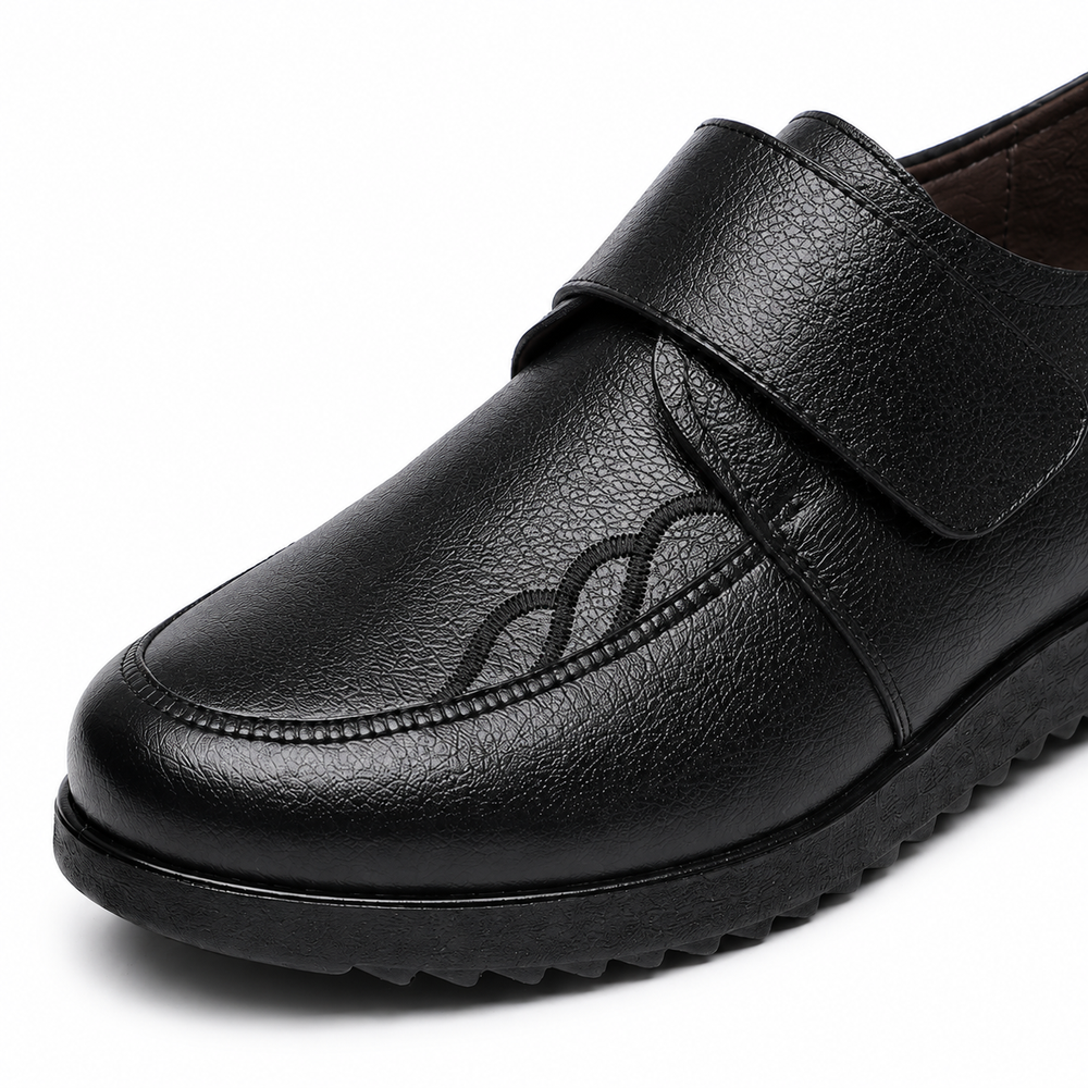 Mantova Orthopedic Flats - Black